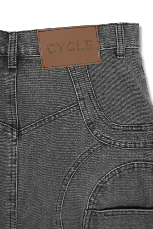 CIRCLE CUT-OUT MINI SKIRT -BLACK-